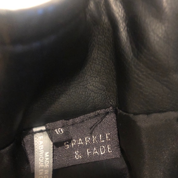 UO Faux Leather A-Line Mini Skirt - Picture 3 of 3